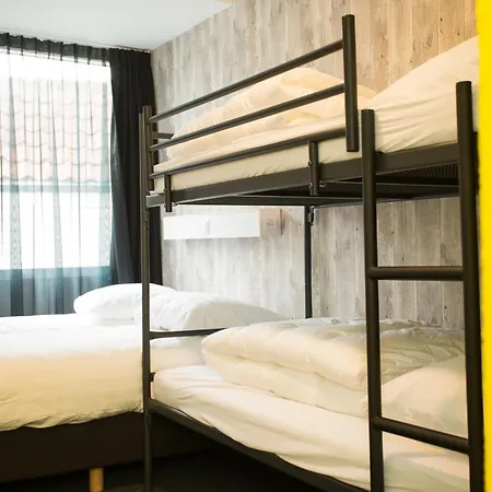 Beach Hotel Katwijk 2*
