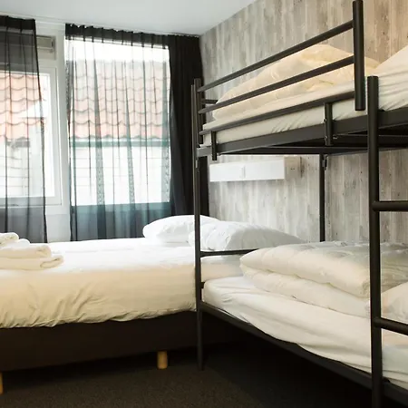 Beach Hotel Katwijk Hotel 2*