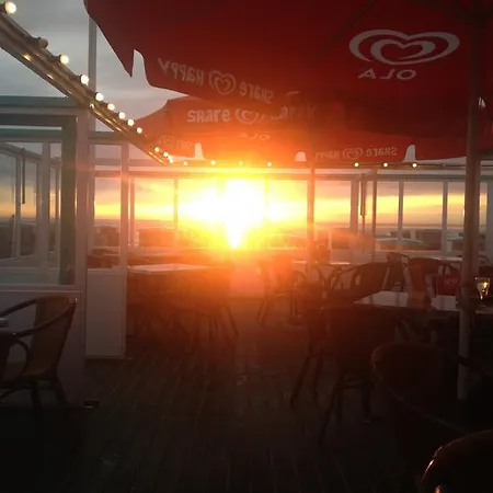 Beach Hotel Katwijk Hotel 2*