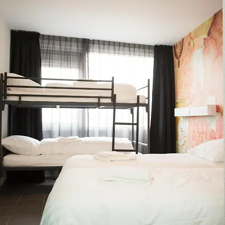 Hotel Beach Hotel Katwijk 2*
