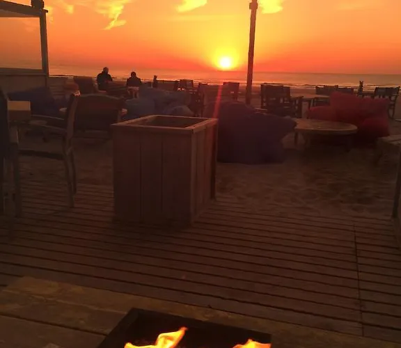 Katwijk فندق كاتفايك أن زي